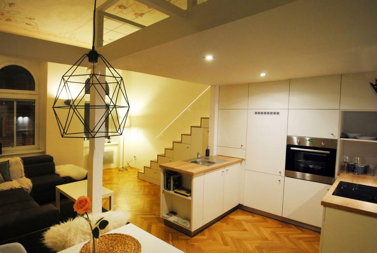 Apartments Centre In Style Olomouc Extérieur photo